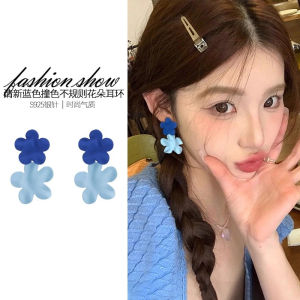 Unique Blue Flower Womens Earrings Trendy Design High-End Feelings Ear Jewelry Versatile Stylish Alloy Material Fashionable Accessory