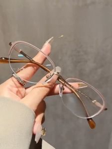 Fashionable Elegant Dual-color Optional Oval Small Frame Grade 0 to -300 Graded Glasses for Nearsighted