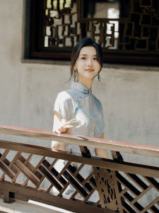 Elegant Long Cheongsam Blue Retro Chinese Style New Mid-Length Gown Low Slit Short Sleeve for Daily Wear Spring Summer 2025