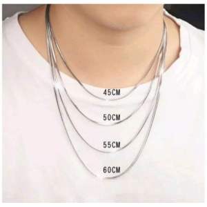 Kalung Titanium Anti Karat / Kalung Keren / Kalung Pria Wanita / Kalung Aksesoris Fashion / Kalung Silver / Kalung Belut Halus / Kalung Bulat / Kaung Blut Halus / Kalung Terbaru 2024