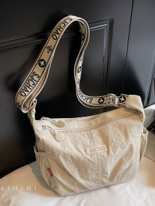 Casual Nylon Dumpling Shaped Womens Crossbody Bag Multi-Layer Single Shoulder Bag Fashionable Autumn Winter New Style Commuter Bag