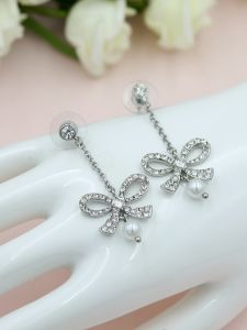 925 Silver Needle Butterfly Knot Earrings Womens Allergy Free Full Diamond Ear Jewelry Korean Style Fashion Accessories