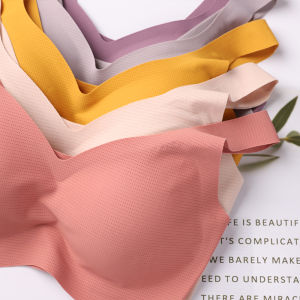 Breathable Thin One-Piece Latex Bra Seamless Sleepwear No Underwire Comfortable Underarm Support Beautiful Back for Young Women