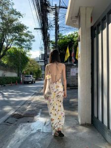 ❣Fortunee ❣ เดรสสายเดี่ยวเปิดหลัง ลายไล่สี ชุดเดรสเข้ารูปทรงหางปลา ใส่สบายสำหรับฤดูร้อน