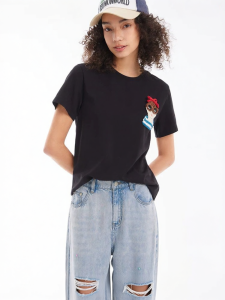 URLAZH | Handmade Crochet T-Shirt