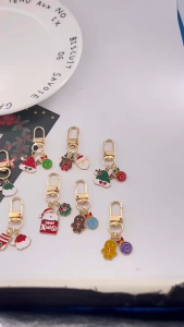 Creative Christmas Metal Keychain Santa Claus Snowman Keyring Bag Charms Pendant