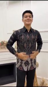 Kemeja Batik Slimfit Pria Modern Pagar Nusantara - Kemeja Terbaru Lengan Panjang - Mens Shoes Clothing
