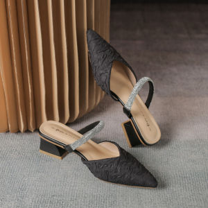 Elegant Diamond Embellished Womens Sandals Fashionable Pearl Lace Low Cut Sharp Pointed Toe Quality Rubber Heel Daily Wear