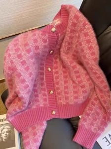 Elegant Knit Cardigan