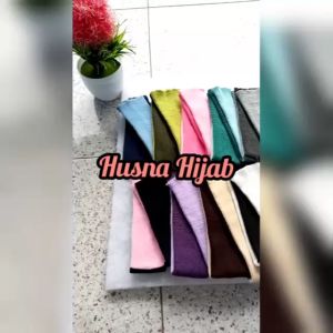 [HUSNA HIJAB] Handsock Rajut Bolbal / Handsock Rajut 2 Warna