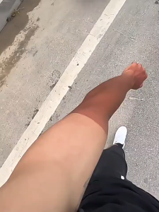 KOETSU แขนแขนเย็นผ้าไอซ์ซิลค์สำหรับผู้ชายป้องกันแสงแดดในฤดูร้อนยาวพิเศษ