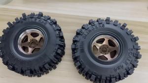 Bộ Mâm Xe Kim Loại RED SPIDER 4 Chiếc 2.6 Inch Có Khóa Hạt Kim Loại Và Lốp Cao Su Đường Kính Ngoài 152mm Dành Cho Xe RC Crawler 1/8 1/10 Axial Wraith RR10 Capra TRX4
