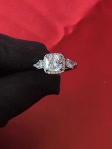 Diamcity (Free Gra Certificate) 2 Karat Mewah Penuh Berlian Moissanite Wanita Cincin Terbuka