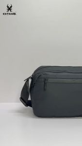 EXTEAM (3-S3560EX) Waterproof Crossbody Bag / Sling Bag / 男士斜挂包 / 男士包包 / Beg Sandang