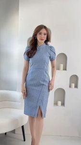 ชุดเดรสผ้าทอลายฝ้ายคราม ทรงสอบ คอปีนกระดูมปั๊ม กระโปร่งวางเชิงผ่าหน้า งานอัดกาว สะโพกเริ่ม 34 นิ้ว (S-2XL) KS524