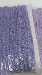 แบ่ง 2 เมตร ดิ้นตะขาบ 9 มิล(8-9มิล)ดิ้นแถบสี ดิ้นตกแต่ง