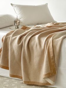 Aircraft First Class Cabin Air Blanket Office Sofa Cover Fancy Air Conditioner Nap Blanket Car Knitting Blanket