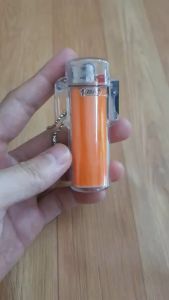 Bật lửa Bic J3 EDC có vỏ nhựa chống nước