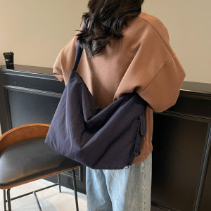 New 2025 Womens Canvas Tote Bag Slouchy Crossbody Bag Large Capacity Single Shoulder Bag Korean Style Shopping Bag Shape