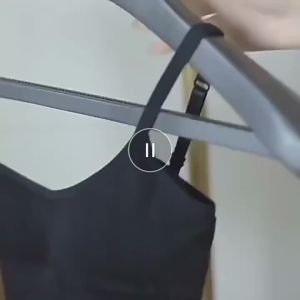 ＜1118＞ 2024 a Baru Betul McQueen Kasut Putih Kecil Pasangan Wanita Sukan Kasut Lelaki Lapang Kawasan Sekolah Selebriti Internet Trend Peningkatan Kasut