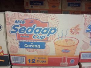 1 DUS MIE SEDAP CUP MI GORENG ISI 12