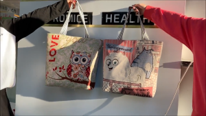 ZEFAN กระเป๋าผ้าใบแฟชั่นปักถักร้อยกระเป๋าสตรีความจุขนาดใหญ่ กระเป๋าช้อปปิ้งมือถือความจุขนาดใหญ่