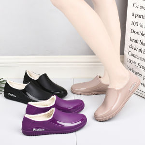 รองเท้ากันฝนบุขนแฟชั่นสำหรับผู้หญิงรองเท้าบูทกันฝนกันน้ำสำหรับผู้หญิงรองเท้ากันน้ำกันลื่นบุใยฝ้ายใส่ในห้องครัวรองเท้ายางกันหนาวสำหรับผู้ใหญ่ไม่เมื่อยเท้า