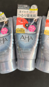 Sữa rửa mặt AHA Wash Cleansing Hydroquinone black (120g) Japan