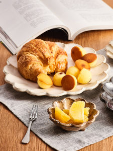 Retro White Lace Ceramic Bowl Japanese Style Dinnerware Set Small Soldier Plum Blossom Pattern round Shape Soup Bowl for Everyone