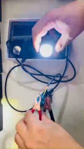 Đèn bi cầu đèn pha đèn trợ sáng xe máy xe ô tô ( 2 màu sáng)