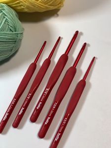 Kim móc Nhật Tulip Red chính hãng càng móc càng sang