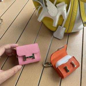 High-End Leather H-Clip Mini KangKang Bag Pendant Airpods1/2/3 Generation Protective Case Couple Car Keychain Accessory