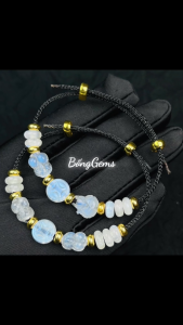 vòng tay tì hưu đá moonstone mix đồng điếu và xu kim tiền đá moonstone  vòng tay đá phong thủy trang sức thiết kế đủ hóa đơn thẻ bảo hành