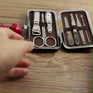 Peralatan Manicure 7in1 Mini Stainless Steel Gunting Kuku Portable Tools Set Dengan Dompet R507