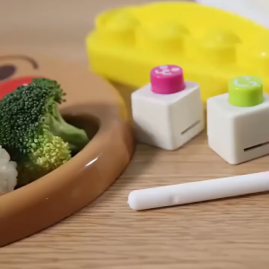 Cetakan Nasi Bento Bola Bulat Gulung Plus Centong Rice Ball Mold / Cetakan Nasi Bulat