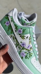 Violet Glossy Leather Paint Midsole Paint Shoe Paint Sneakers Paint DIY Shoe Restoration Paint Acrylic and Non Acrylic for Leather Bags shoes and wallets Water based Paint