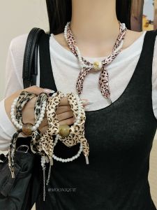 Dây Chuyền Lụa Hình Mèo Tím Cổ Điển Phụ Kiện Trang Sức Cao Cấp Cho Nữ Dây Chuyền Áo Len Hạt Trang Trí Thời Trang Thu Đông