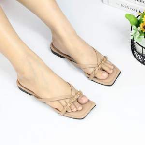 LANOES Sandal Wanita Slip On Fashionable 2024