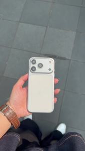 UNIQ Keva Edge iPhone 18 Pro Max Case / iPhone 17 100% Authentic Aramid Fiber MagClick Charging Phone Case