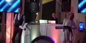 พรรคพิเศษ Handhold RGB นํา CO2 Jet Sparyer เครื่องเวทีอุปกรณ์เวทีมืออาชีพ DJ แสงเครื่อง