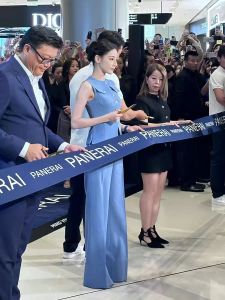 Blue Sleeveless Top And Wide Leg Pants Set Womens Fashion Slimming Waist Design Inspired by Celebrity Dilraba Dilmurat