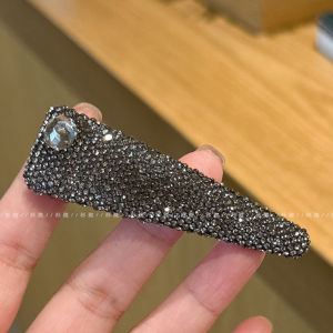 Luxurious Full Diamond Triangle Hair Clip Versatile Side Bangs Beige Fashion Hair Accessories Elegant Hairgrip for All Hair Types