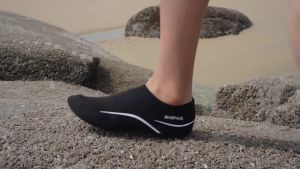 Sepatu Pantai Renang Rafting Snorkling Selam Wanita Dan Pria Water Shoes Sepatu Yoga Sepatu Berenang Aqua Shoes