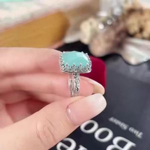 Huitan Square Blue Stone Women Ring for Party Wedding Elegant Accessories Anti Silver Color Vintage Charming Female Jewelry