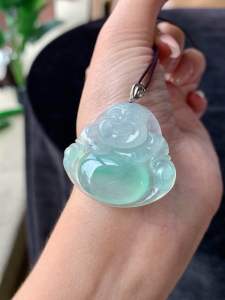 18K Icy Floating Flowers Jadeite Buddha (18K冰飘花翡翠佛公)