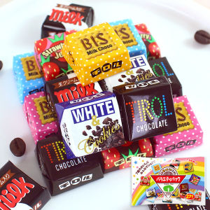 Chocolate Snacks Gift Box Heart-Shaped Candy Chocolate Sandwich Biscuit Treats White Chocolate Net Weight 100g Made in China