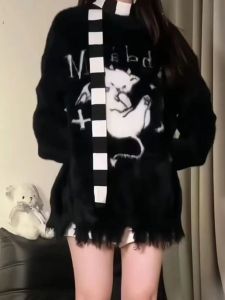 Retro American Devil Cat Design Sweater Soft Cozy Hole Design Autumn Winter Lazy Style Knitted Top Sweet Style Straight Tube