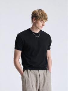 BODYDREAM | Shape-Enhancing Shoulder-Widening Merino Wool T-Shirt