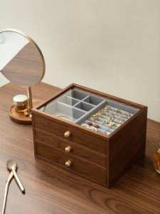 NORDIC MORE | Elegant Practical Wooden Jewelry Box