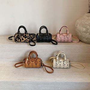 Trendy Mini Cylinder Crossbody Bag for Girls Childrens New 2025 Super Cool Bear Print Coin Purse Shoulder Bag Nylon Material